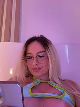 mollyxxx's Live Chat Room