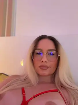 חדר צ'אט בשידור חי של mollyxxx