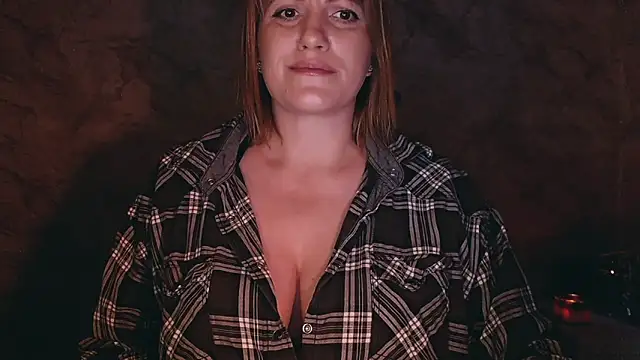 _letty_ Adlı Modelin Canlı Sohbet Odası