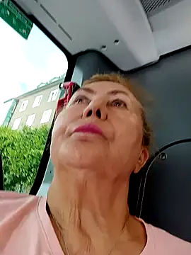 Chat ao vivo de Hottie-Mom