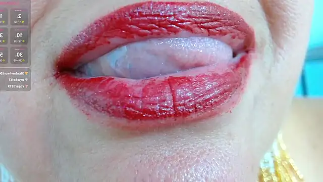 Kerly_Doll Live Chatraum
