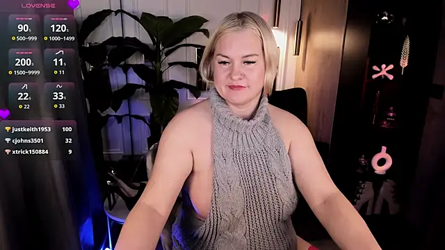 YolandaKiss live-chat rom