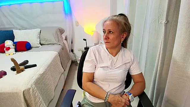 Živá chatovací místnost Naty_Stone