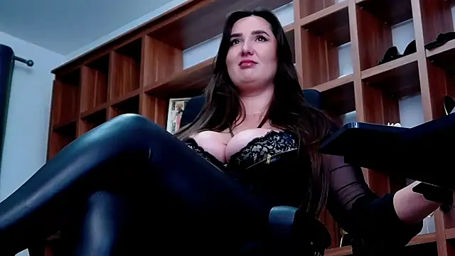 غرفة دردشة Mistress_Audrey المباشرة