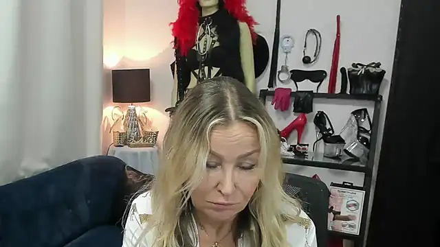 crystaLUX Live Chatraum
