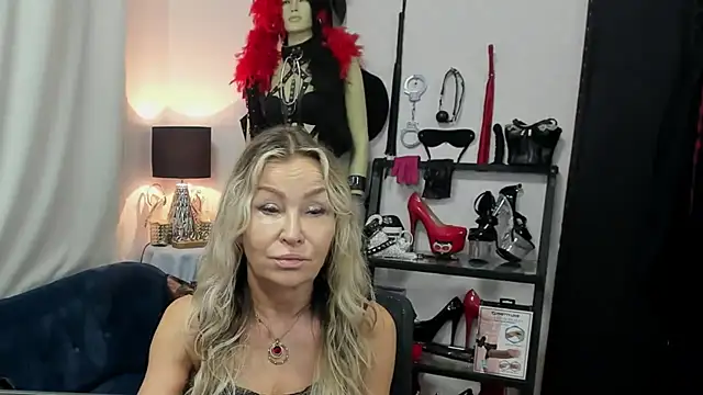 crystaLUX Live Chatraum