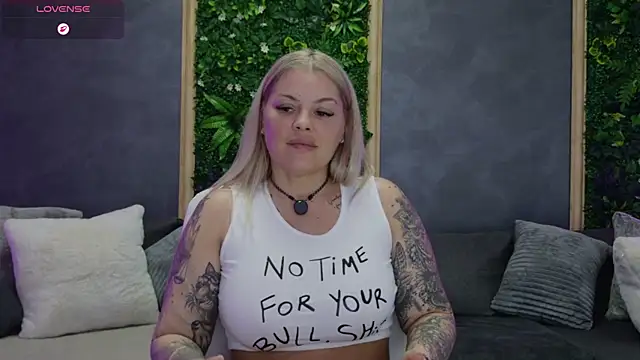 Chat ao vivo de Issa_Jo