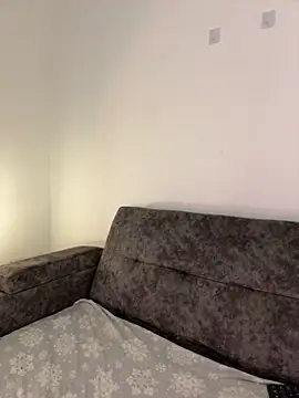 KallyMyller1 Adlı Modelin Canlı Sohbet Odası