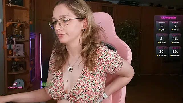 دردشة NicoleFaith الجنسية المباشرة