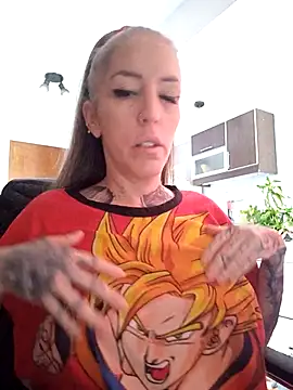 vamporasuccubus19777's Live Chat Room