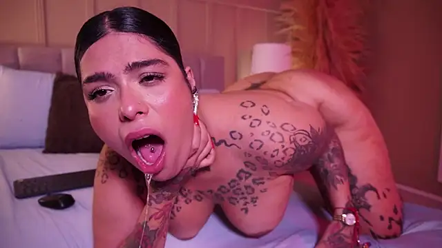 Chat XXX Live curvyliciousss