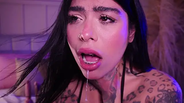 curvyliciousss Live Chatrum
