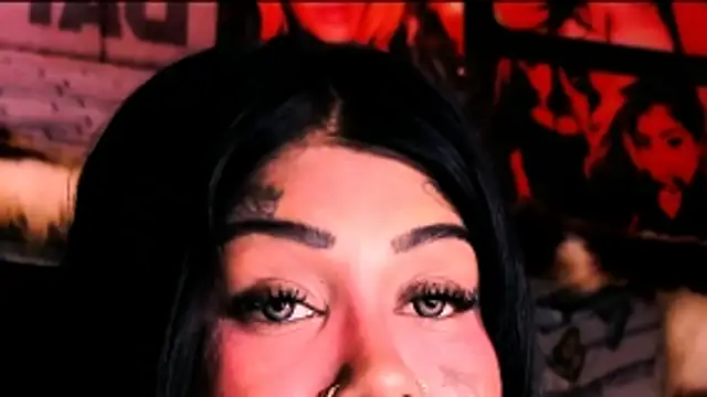 Pokój czatu na żywo – indian_dreamgirl