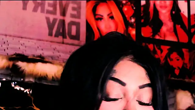 غرفة دردشة indian_dreamgirl المباشرة