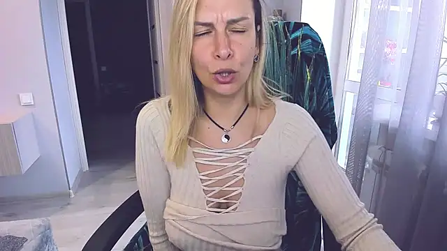AlexiaDarren Adlı Modelin Canlı Sohbet Odası