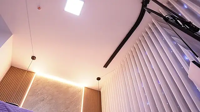 Sala de chat en directo de emyli_sw_