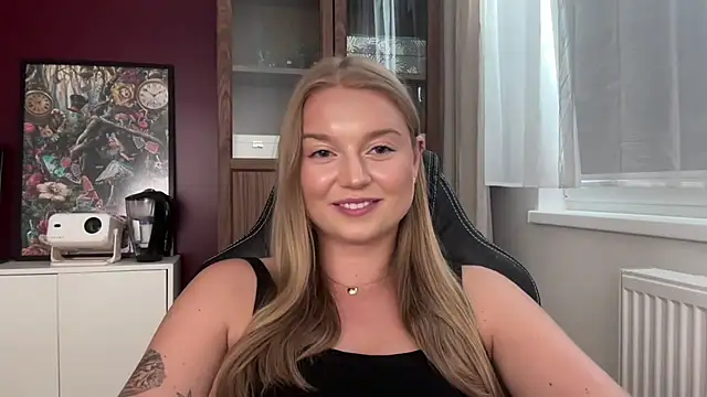 Mysteryerica: δωμάτιο απευθείας συνομιλίας