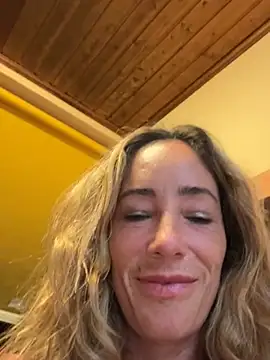 Sala de chat en directo de SweetAlegra_