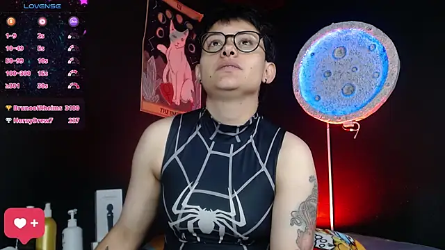 Pokój czatu na żywo – girl_intense444