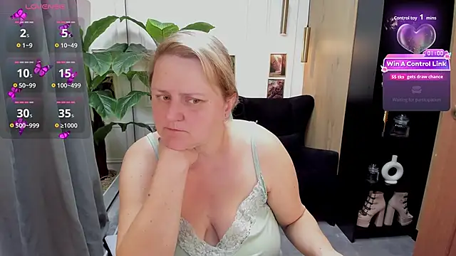 ScarlettSoft Live chatroom