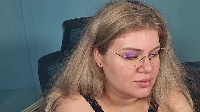 Allyy_baby – live chatrum