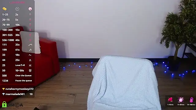 VickyGolden чат на живо