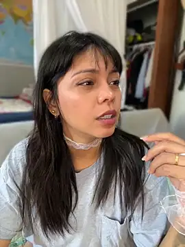 andreaisyourmis Cameră chat live