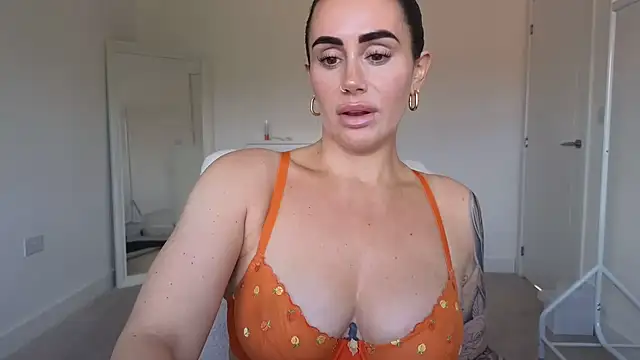 Pokój czatu na żywo – LibbyLoveHeartx
