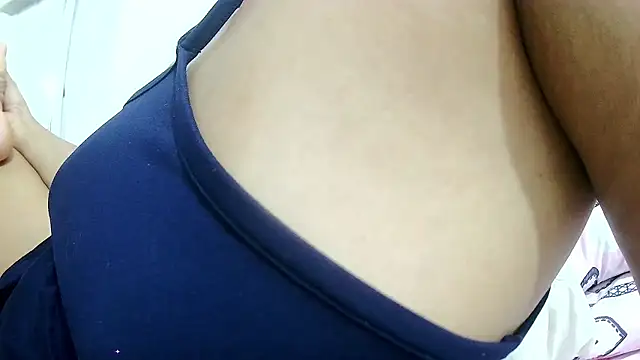 IAvaNa Cameră chat live