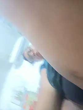 IAvaNa Cameră chat live