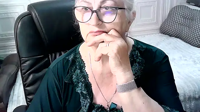 Sala de chat ao vivo de LolkaAlyss
