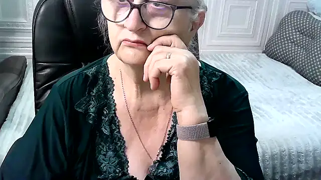 LolkaAlyss Adlı Modelin Canlı Sohbet Odası