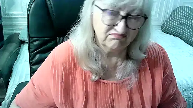 LolkaAlyss Show di sesso, in cam, in diretta