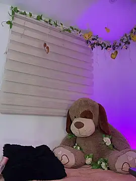 Vane_Rossee Live Chatraum