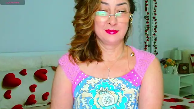 Tyana40 লাইভ চ্যাট রুম