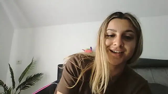 NicolePlay Live Chatraum