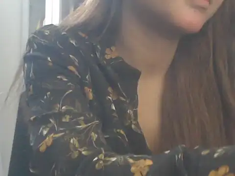 NancyRuvi's Live Chat Room