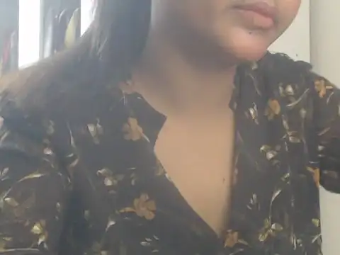 Živá chatovací místnost NancyRuvi