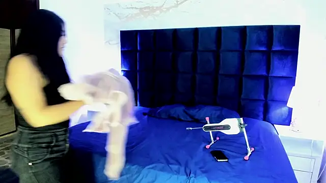 Maddysex_'s Live Chat Room