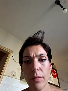 غرفة دردشة Wild_Witch المباشرة