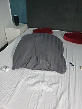 Chat soba uživo modela OhhhLauraxx