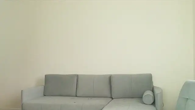 M1ssShyMira Adlı Modelin Canlı Sohbet Odası