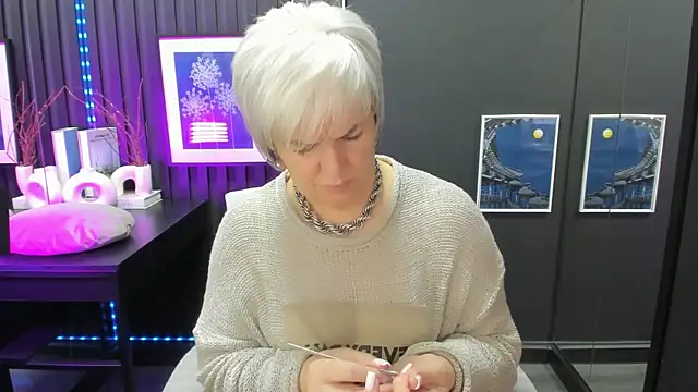 CarmenSoft's Live Chat Room