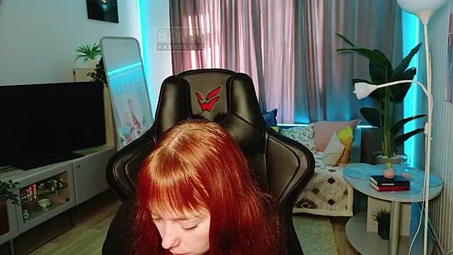Harley_Quinsy's Live Chat Room