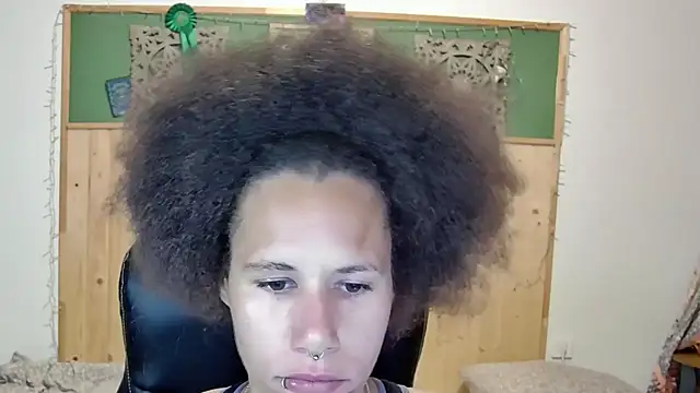 Živá chatovací místnost AaliyahHarris