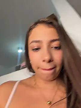 Hall_16 Cameră chat live