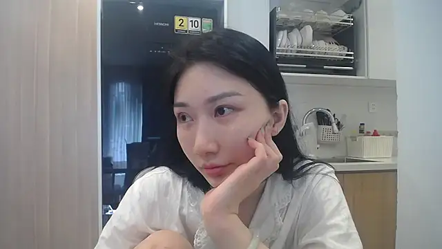 Asiagirll's Live Chat Room