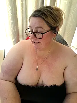 Iceprincess2bad4u Adlı Modelin Canlı Sohbet Odası