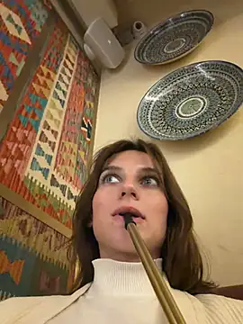-AngelAri- Adlı Modelin Canlı Seks Kamerası Şovu