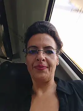 חדר צ'אט בשידור חי של RebeccaNoble